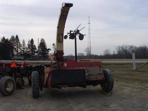 Used Gehl 1260 Harvester parts.