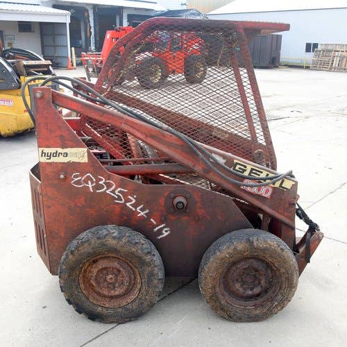 Used Gehl 2500 Skid Steer Loader parts.