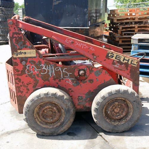 Used Gehl 2500 Skid Steer Loader parts.