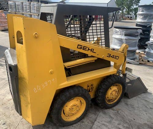 Used Gehl 3410 Skid Steer Loader parts.