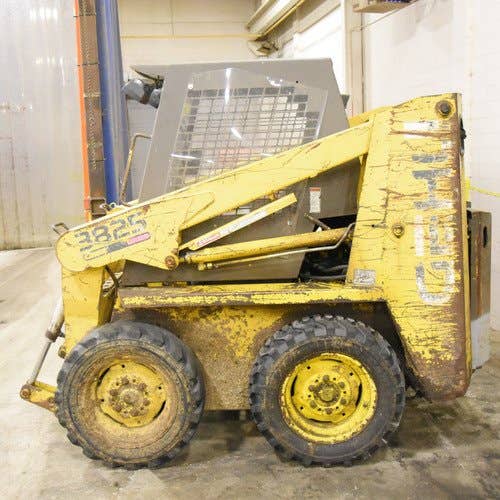Used Gehl 3825 Skid Steer Loader Parts Used Gehl 3825 Skid Steer Loader Parts