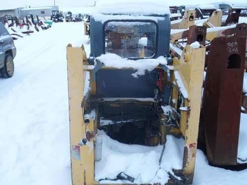 Used Gehl 4240 Skid Steer Loader parts.