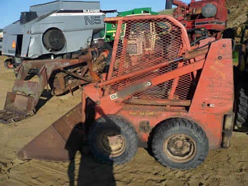 Used Gehl 4400 Skid Steer Loader parts.
