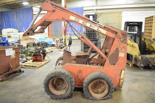 Used Gehl 4400 Skid Steer Loader parts.