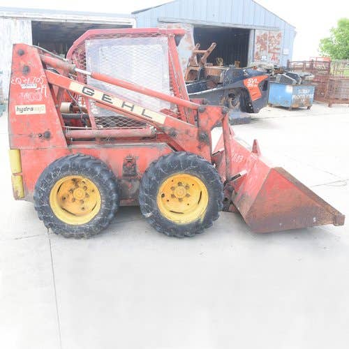 Used Gehl 4400 Skid Steer Loader parts.