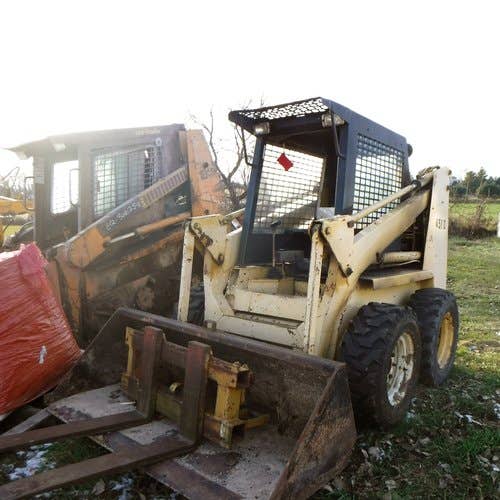 Used Gehl 4510 Skid Steer Loader parts.