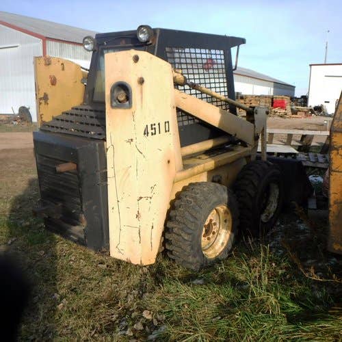 Used Gehl 4510 Skid Steer Loader parts.