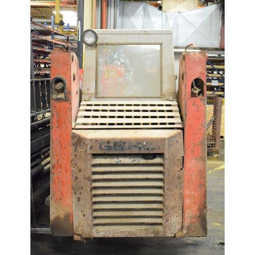 Used Gehl 4610 Skid Steer Loader parts.