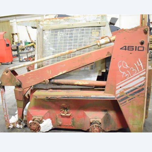 Used Gehl 4610 Skid Steer Loader parts.