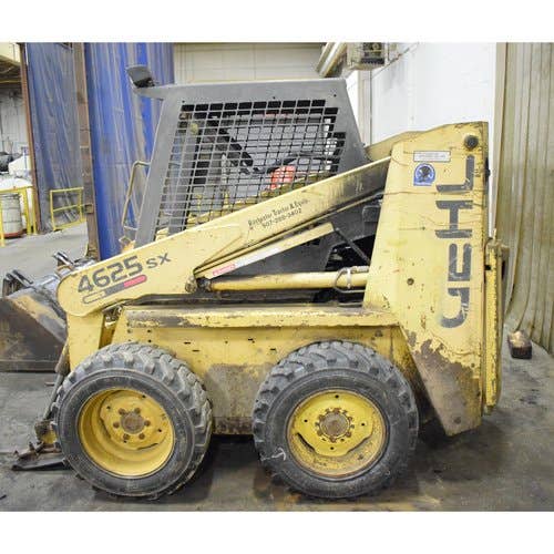Used Gehl 4625 Skid Steer Loader parts.