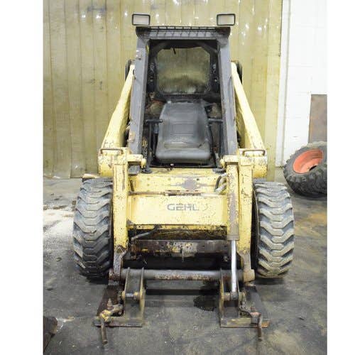 Used Gehl 4625 Skid Steer Loader parts.