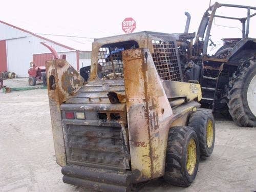 Used Gehl 4635 Skid Steer Loader parts.