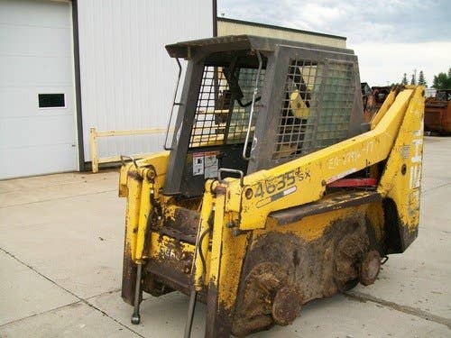 Used Gehl 4635 Skid Steer Loader parts.