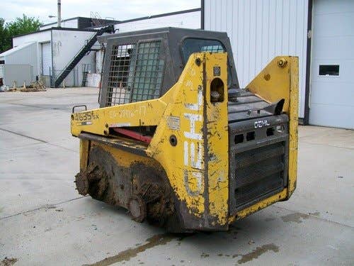 Used Gehl 4635 Skid Steer Loader parts.