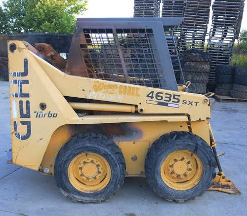 Used Gehl 4635 Skid Steer Loader parts.