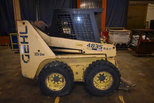 2001 Used Gehl 4835 Skid Steer Loader parts.