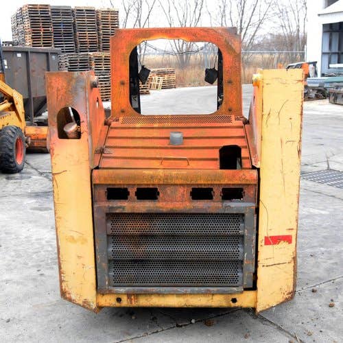 Used Gehl 4835 Skid Steer Loader parts.