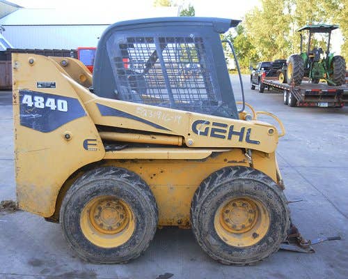 2008 Used Gehl 4840 Skid Steer Loader parts.