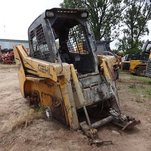 Used Gehl 4840 Skid Steer Loader parts.