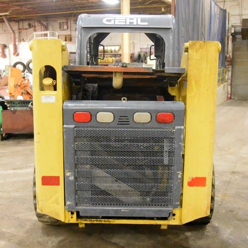 Used Gehl 5240 Skid Steer Loader parts.