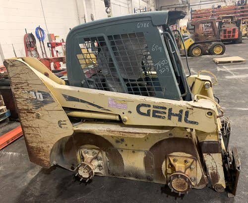 Used Gehl 5240 Skid Steer Loader parts.