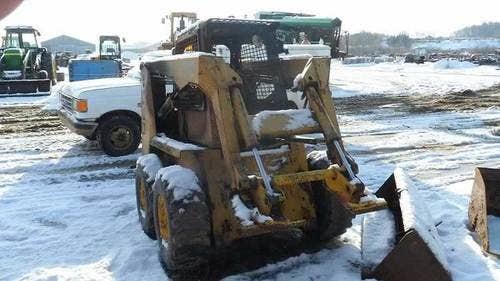 Used Gehl 5625 Skid Steer Loader parts.