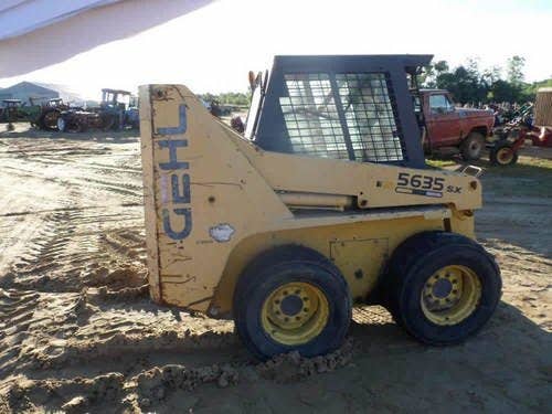 Used Gehl 5635 Skid Steer Loader parts.