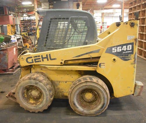 Used Gehl 5640 Skid Steer Loader parts.