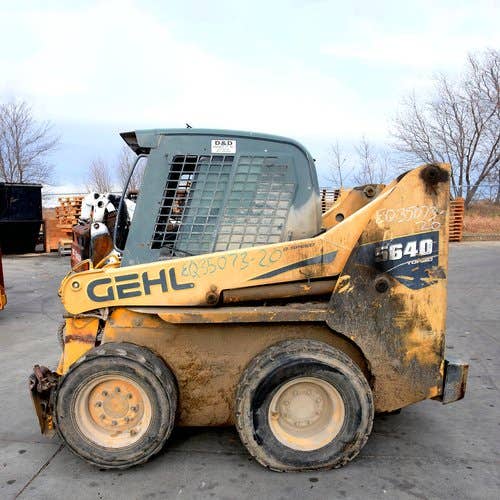 Used Gehl 5640 Skid Steer Loader Parts