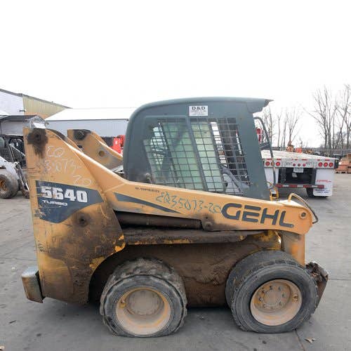 Used Gehl 5640 Skid Steer Loader parts.