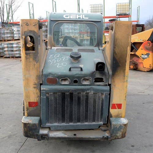 Used Gehl 5640 Skid Steer Loader parts.