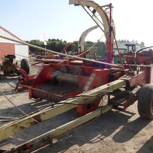 Used Gehl 600 Harvester Parts Used Gehl 600 Harvester Parts