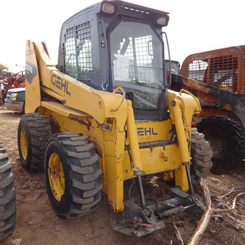 Used Gehl 6640 Skid Steer Loader parts.