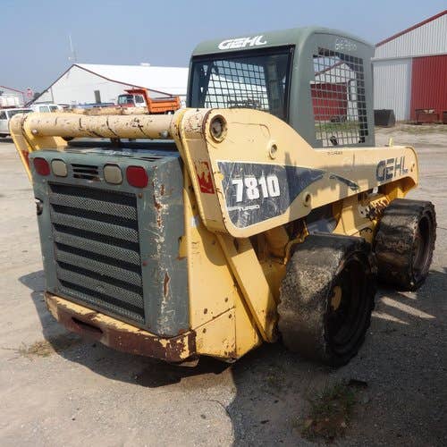 Used Gehl 7810 Skid Steer Loader parts.