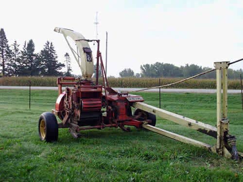 Used Gehl 800 Harvester parts.