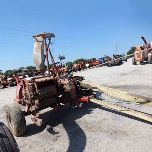 Used Gehl 800 Harvester parts.
