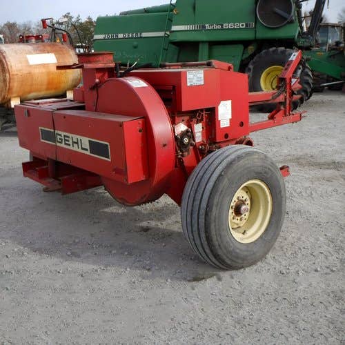 Used Gehl 860 Harvester parts.
