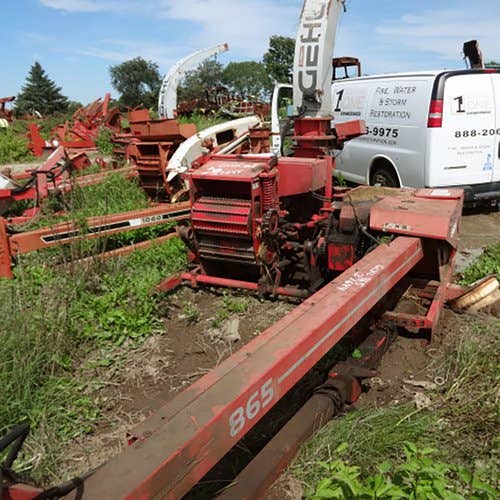 Used Gehl 865 Harvester parts.