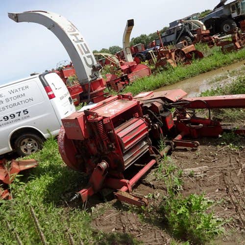 Used Gehl 865 Harvester parts.