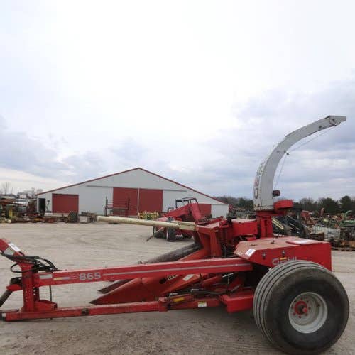 Used Gehl 865 Harvester parts.