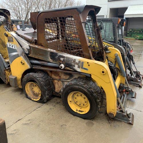 Used Gehl R220 Skid Steer Loader parts.