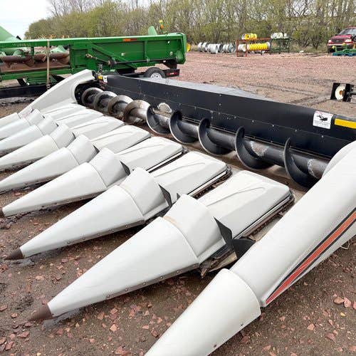 Used Gleaner 3000 Header parts.