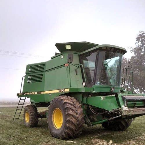 1978 Used Gleaner F2 Combine parts.