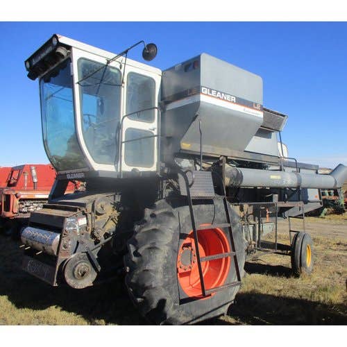 Used Gleaner l2 Combine parts.