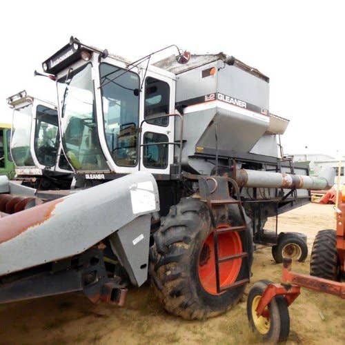 Used Gleaner L2 Combine Parts Used Gleaner L2 Combine Parts