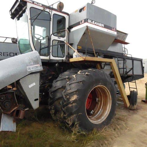 Used Gleaner L2 Combine Parts