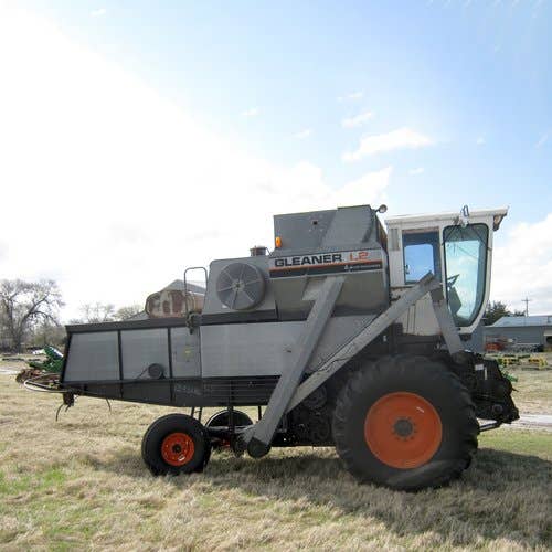 Used Gleaner l2 Combine parts.