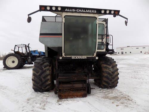 Used Gleaner N6 Combine parts.