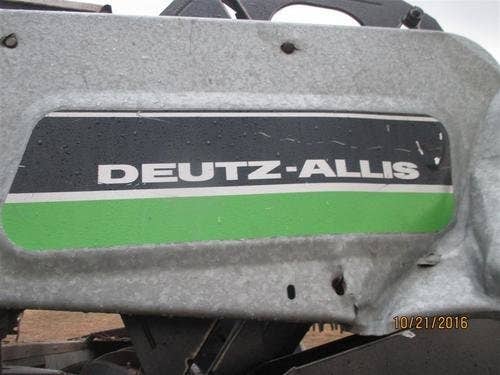 1988 Used Gleaner R40 Combine parts.