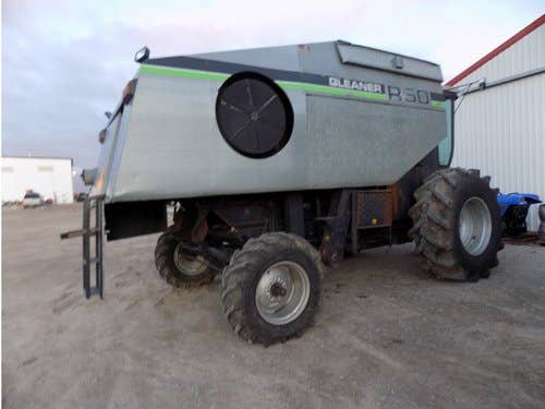 Used Gleaner R50 Combine parts.